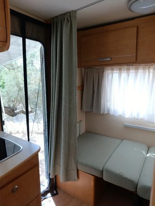 Caravana Caravelair 370 (750kg) con papeles