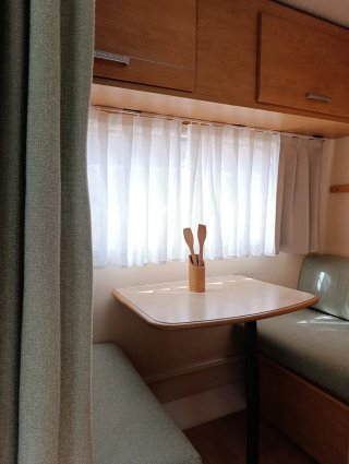 Caravana Caravelair 370 (750kg) con papeles