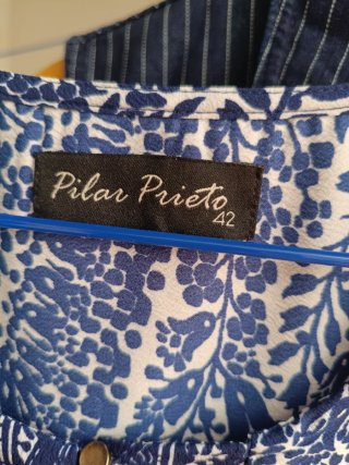 Vestido estampado Pilar Prieto azul y blanco