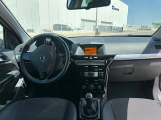 Opel Astra 2010