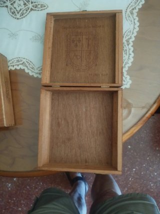 Caja de puros madera vintage Compañía de Tabacos