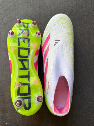Botas de fútbol Predator, gama alta, aluminio