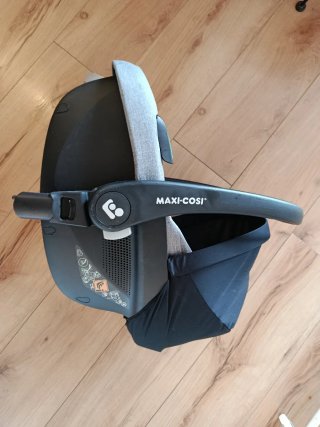 Maxi-Cosi CabrioFix S i-Size + Accesorios