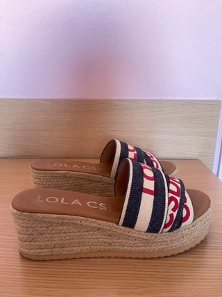 Sandalias cuña Lola Casademunt