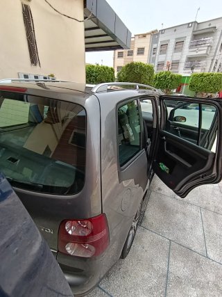 Volkswagen Touran 2.0 TDI
