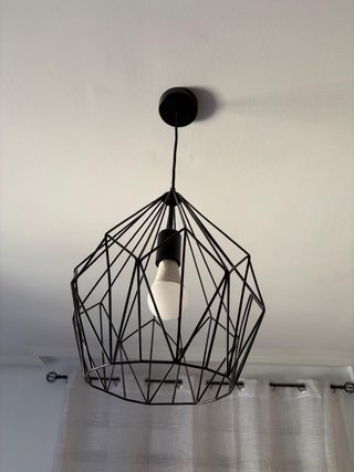 Lámpara colgante geométrica negra