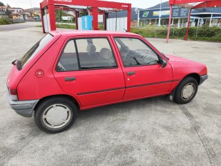 Peugeot 205 1990