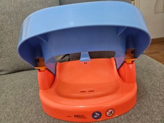 Asiento para bebé con sonajero,util para la bañera