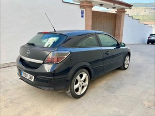 Opel Astra GTC 1.9 CDTI 150cv klm 322000 mil