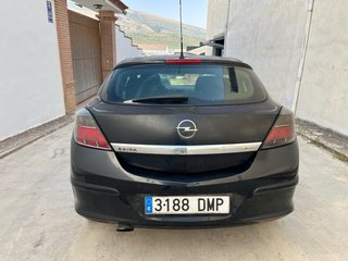 Opel Astra GTC 1.9 CDTI 150cv klm 322000 mil