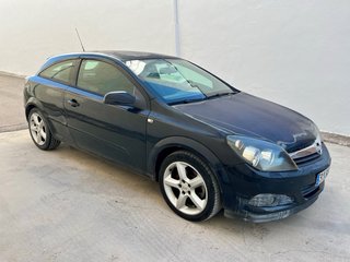 Opel Astra GTC 1.9 CDTI 150cv klm 322000 mil