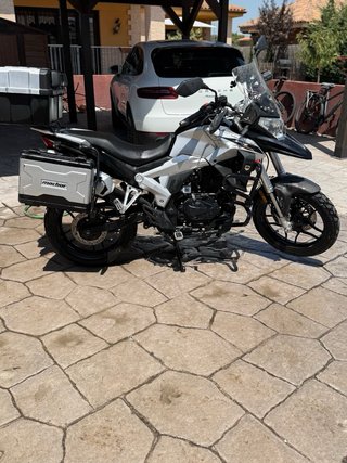 Macbor Montana XR1 125cc + Casco Acerbis