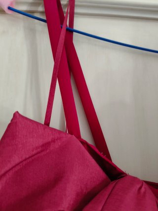 Vestido largo rojo con volantes