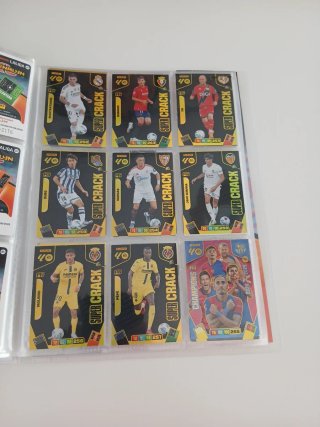 Álbum Panini Adrenalyn 2025-26 (98% Completo)