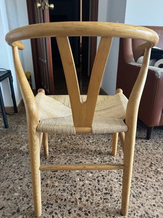Silla estilo Wishbone madera y yute