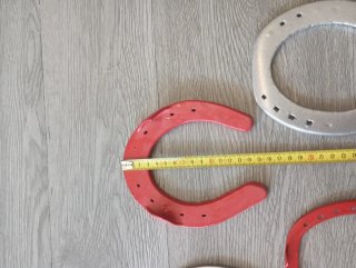Ferri di cavallo colorati