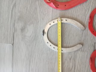 Ferri di cavallo colorati