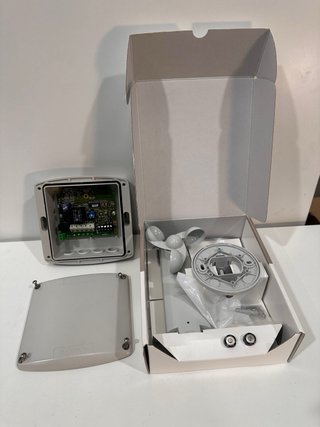 Sensor Viento Somfy Eolis WireFree + Controladora