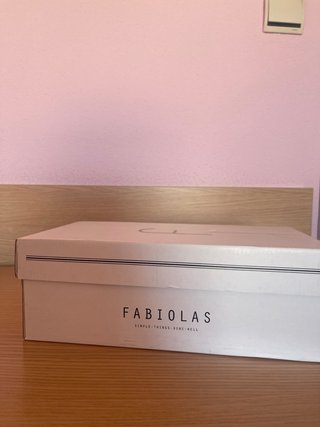 Sandalias Fabiolas Beige/Marrón Cadena