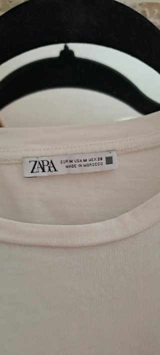 Camiseta Zara mangas tul
