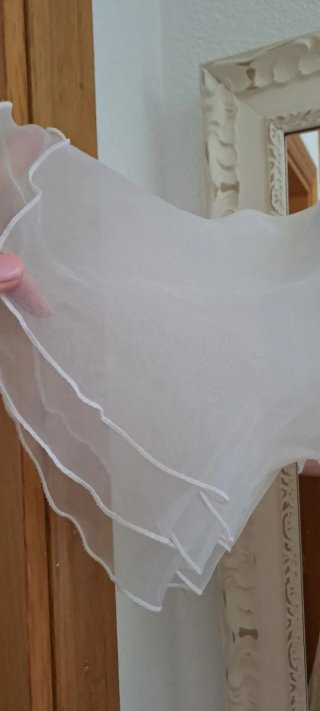 Camiseta Zara mangas tul