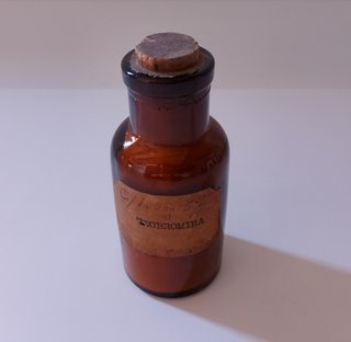 Tarro de farmacia antiguo 10 cm. con etiqueta