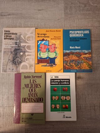 Libros de psicología y autoayuda.