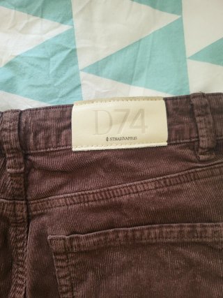 Pantalón pana campana Stradivarius marrón