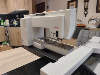 Bordadora Bernina 830