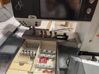 Bordadora Bernina 830