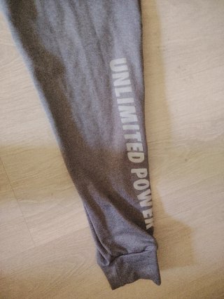 Pantalón deportivo gris M estira cordón