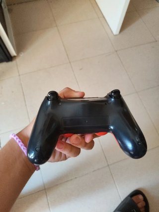 Mando rojo PS4 para piezas o reparar