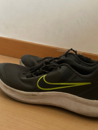Zapatillas Nike negras logo verde T38