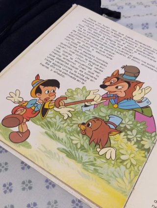 Libro PINOCHO Cine Disney TORAY
