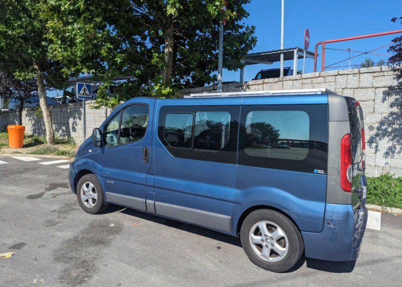 Renault Trafic 2009 - foto 1