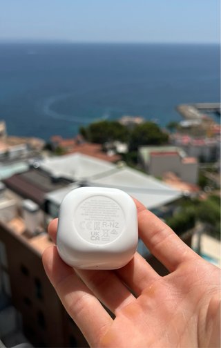 Samsung Galaxy Buds 2