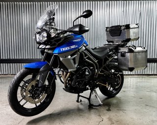 Triumph Tiger 800 XRX