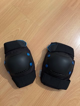 Patines en línea Oxelo Talla 37-40 + rodilleras