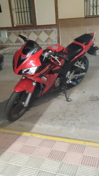 Honda CBR 125R