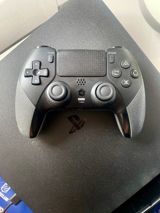 PLAYSTATION PS4 Slim 1TB Jet Black