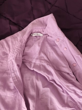 Camisa lila botones Stradivarius mujer