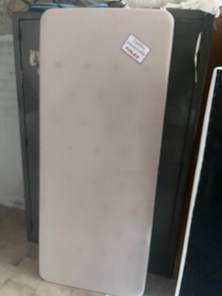 Base Cama Tapizada Beige Plástico