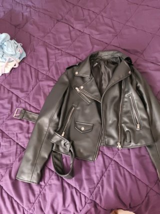 Chaqueta cuero Zara mujer negra