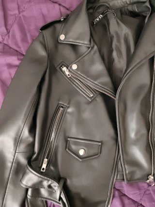 Chaqueta cuero Zara mujer negra