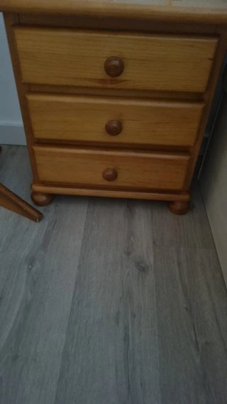 Mesitas de noche de madera 2 unidades, cada una 20