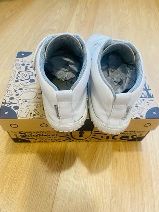 Zapato Feroz Jucar Rocker Blancas Talla 33