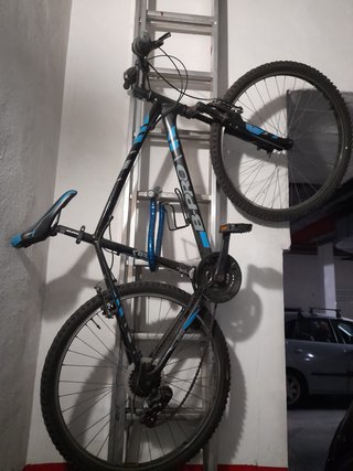Bicicleta B-PRO en buen estado poco uso