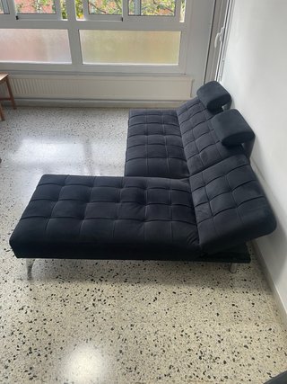 Sofa cama + Mesa cristal negra y 6 sillas polipiel