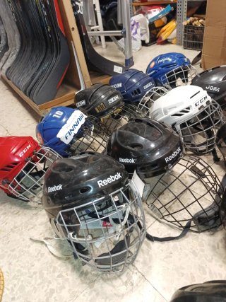 Cascos de Hockey Bauer, CCM, Reebok Desde 35€