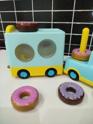 Playmobil Junior 71702 Camión Donuts COMPLETO